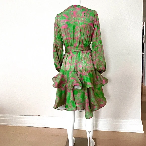 Flowy Ruffle dress - Picture 4 of 5